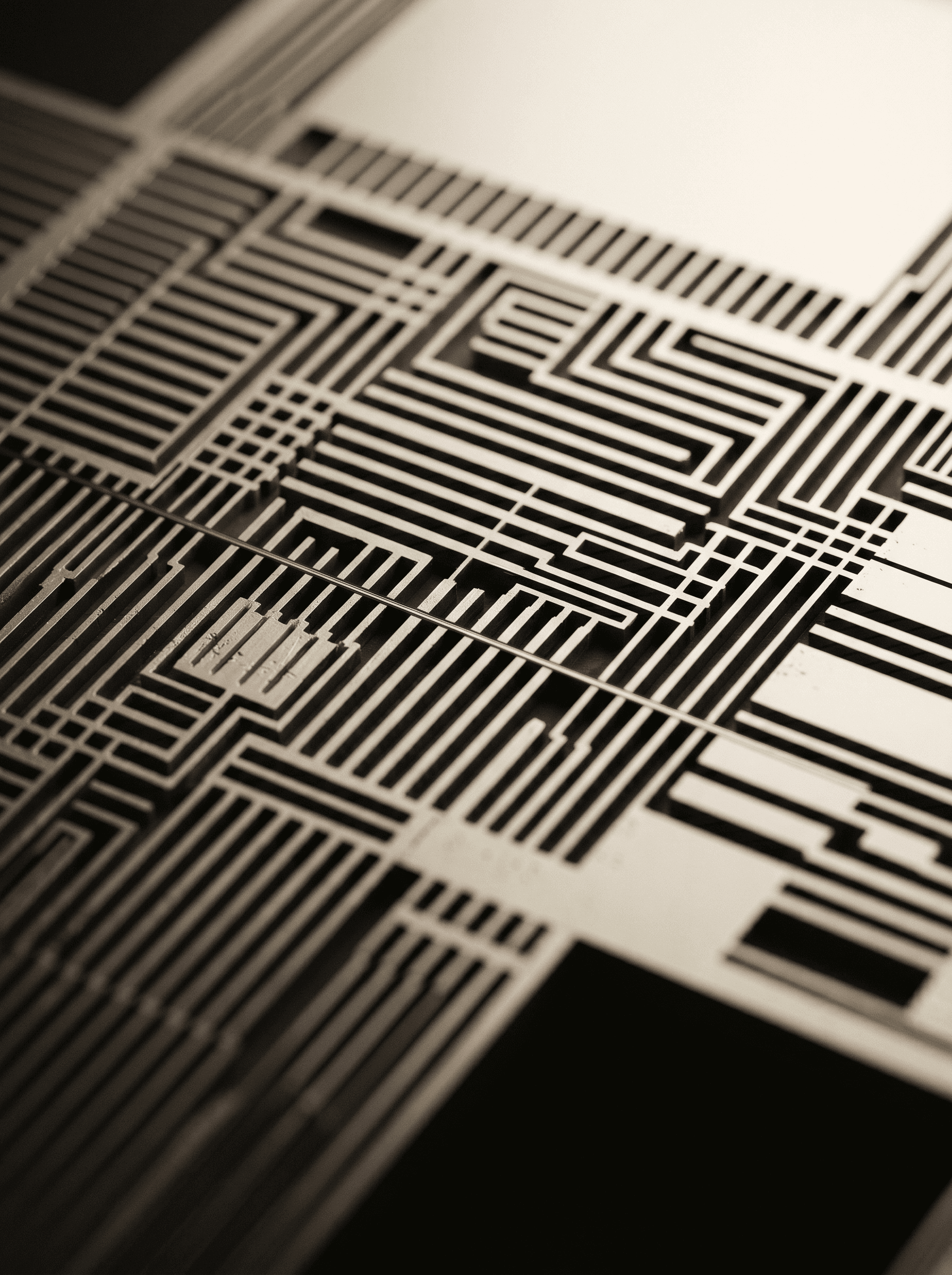 Macro view of etched silicon die geometry